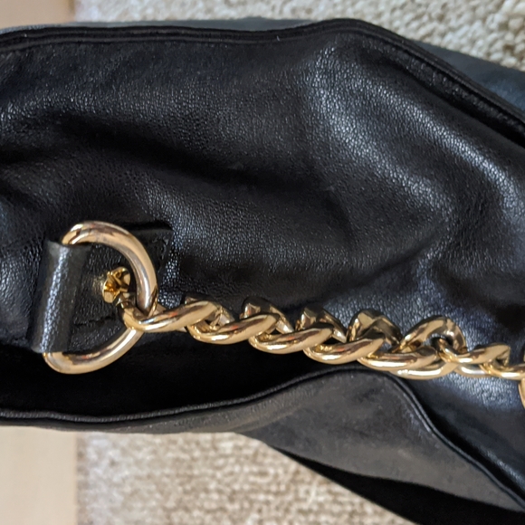 EUC Michael Kors Large Hamilton Bag - Picture 15 of 16